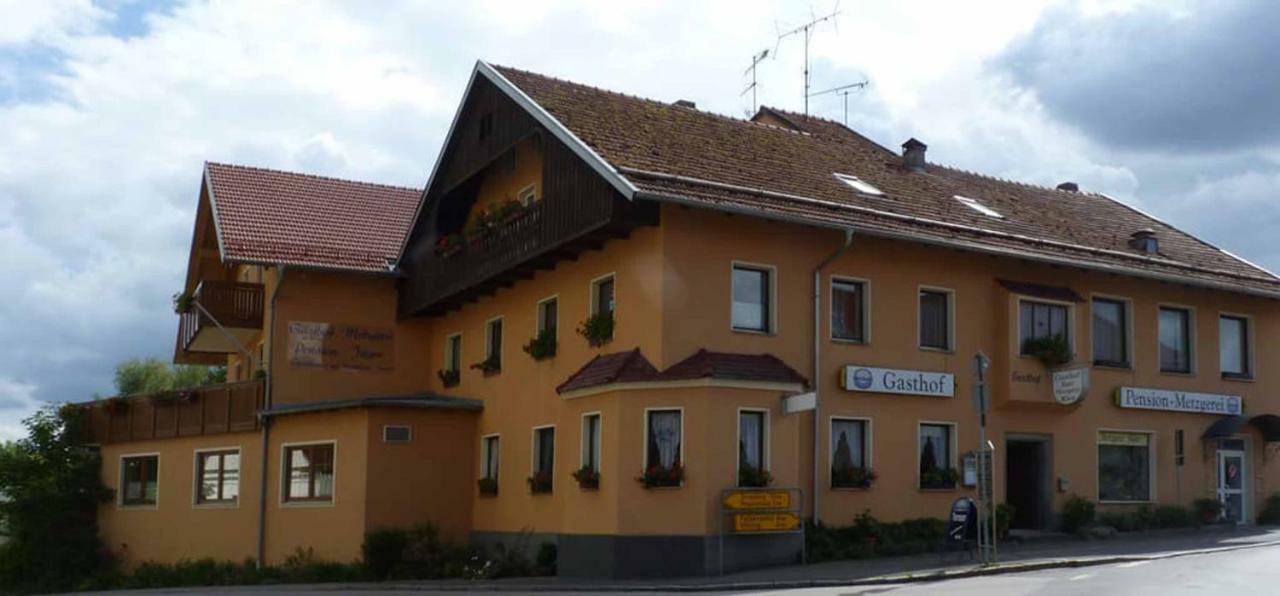 Gasthof-Pension-Metzgerei Jaeger Michelsneukirchen Bagian luar foto